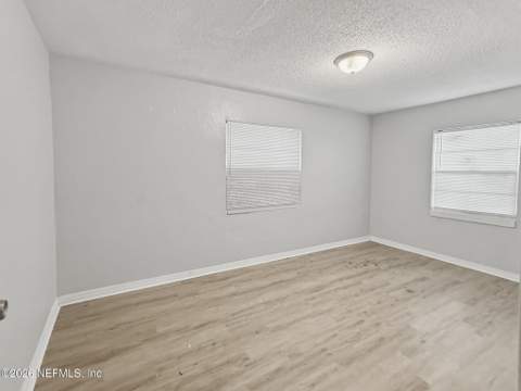 5925 Oaklane Drive, Jacksonville FL - photo 21 of 34
