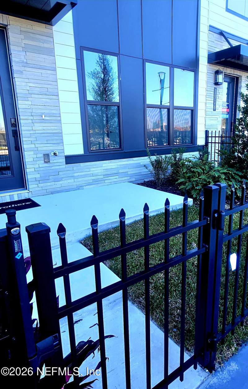 3 bedroom Townhouse at 1912 Prudential Drive, RiversEdge TownHomes, Jacksonville — photo 4