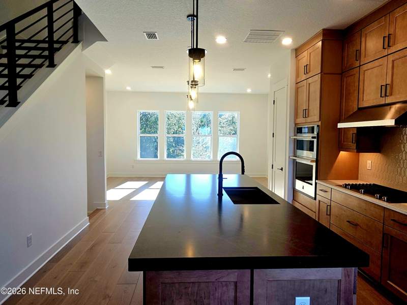 3 bedroom Townhouse at 1914 Prudential Drive, RiversEdge TownHomes, Jacksonville — photo 5