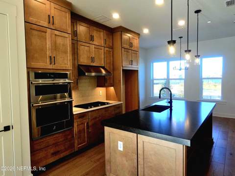1914 Prudential Drive, Jacksonville FL - photo 6 of 25