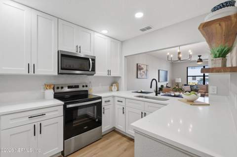10 Ponte Vedra Court Court #D, Ponte Vedra Beach FL - photo 18 of 28
