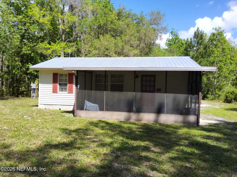 1 bedroom Mobile Home at 118 N Hubers Fish Camp Road, Crescent City, Crescent City — photo 4