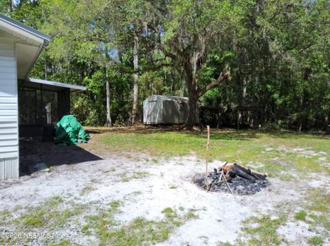 118 N Hubers Fish Camp Road, Crescent City FL - photo 7 of 41