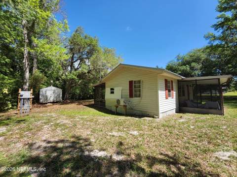 118 N Hubers Fish Camp Road, Crescent City FL - photo 13 of 41
