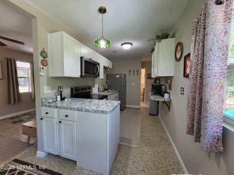 118 N Hubers Fish Camp Road, Crescent City FL - photo 23 of 41