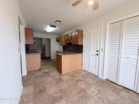 12601 Herblore Drive, Jacksonville FL - photo 8 of 22