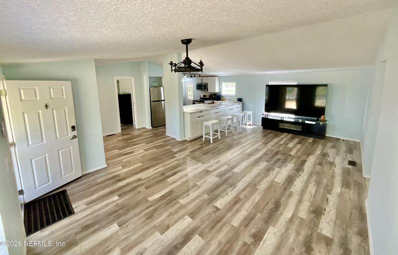 3 bedroom Manufactured Home at 175 Whirlwind Loop, Melrose Landing, Hawthorne — photo 4