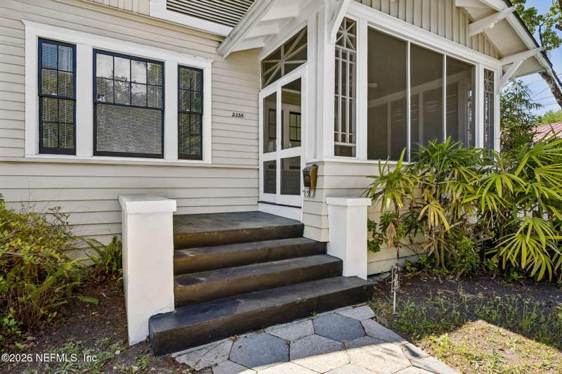 2 bedroom Single Family Residence at 2358 Ernest Street, Riverside, Jacksonville — photo 2