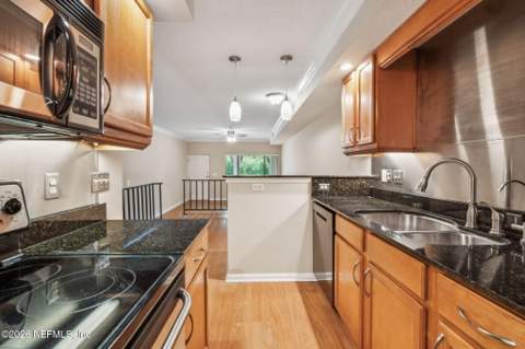 5375 Ortega Farms Boulevard #510, Jacksonville FL - photo 13 of 28