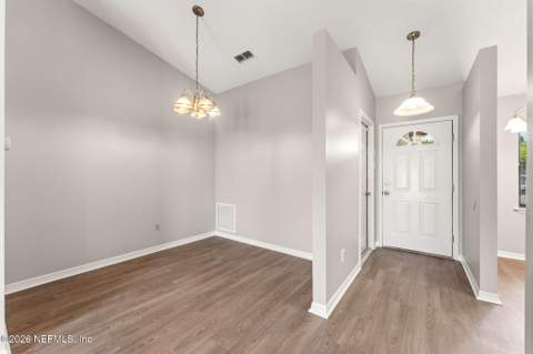 7809 Allspice Circle, Jacksonville FL - photo 10 of 28