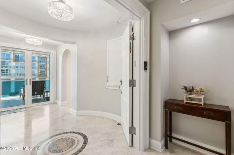 4 bedroom Condominium at 807 1st Street #502, Acquilus Iii, Jacksonville Beach — photo 5