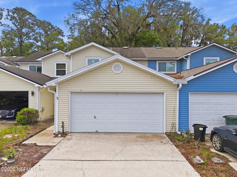 3 bedroom Townhouse at 3050 Paddle Creek Drive, Paddle Creek, Jacksonville — photo 2