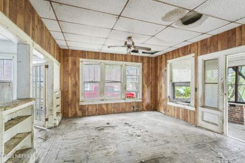 2319 College Street, Jacksonville FL - photo 12 of 14