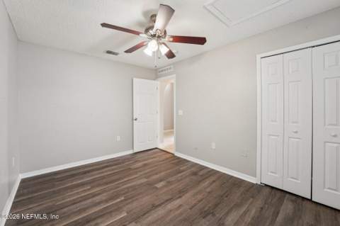 9135 Shindler Crossing Drive, Jacksonville FL - photo 20 of 33