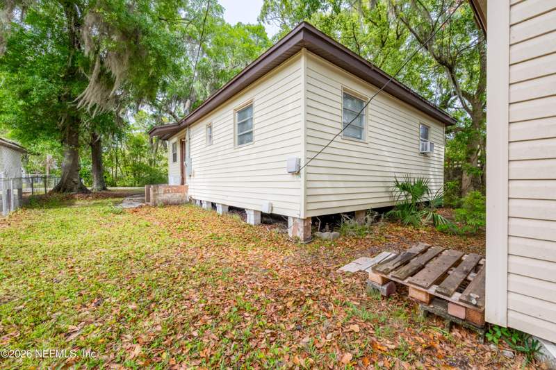 2 bedroom Single Family Residence at 640 Gardiner Street, Orig Town Of Starke, Starke — photo 4
