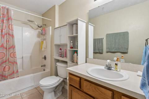 6075 Maggies Circle #113, Jacksonville FL - photo 15 of 39