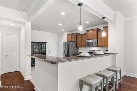 3793 Casitas Drive, Jacksonville FL - photo 12 of 38