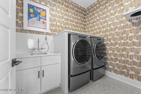 105 N 11th Avenue, Jacksonville Beach FL - photo 19 of 51