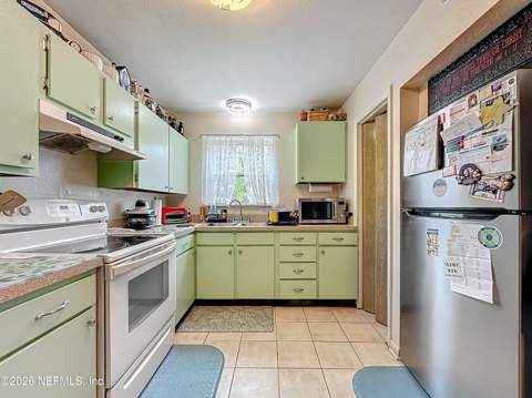 1934 Marquis Drive, Jacksonville FL - photo 10 of 46