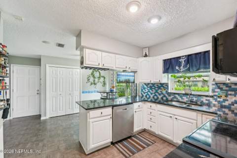 11471 Scott Mill Road, Jacksonville FL - photo 19 of 56