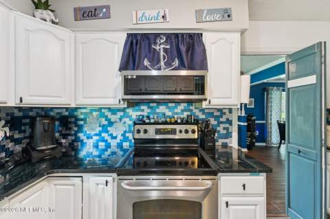 11471 Scott Mill Road, Jacksonville FL - photo 22 of 56