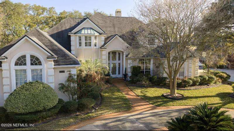 5 bedroom Single Family Residence at 12788 Muirfield Boulevard, Hidden Hills Cc, Jacksonville — photo 2