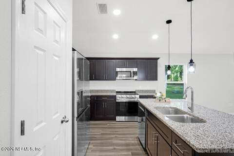 407 Rustic Road, Satsuma FL - photo 9 of 43