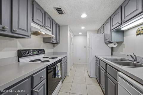 330 Quail Pointe Drive, Ponte Vedra Beach FL - photo 8 of 29