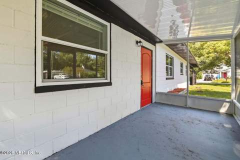 8223 Brackridge Boulevard, Jacksonville FL - photo 11 of 29