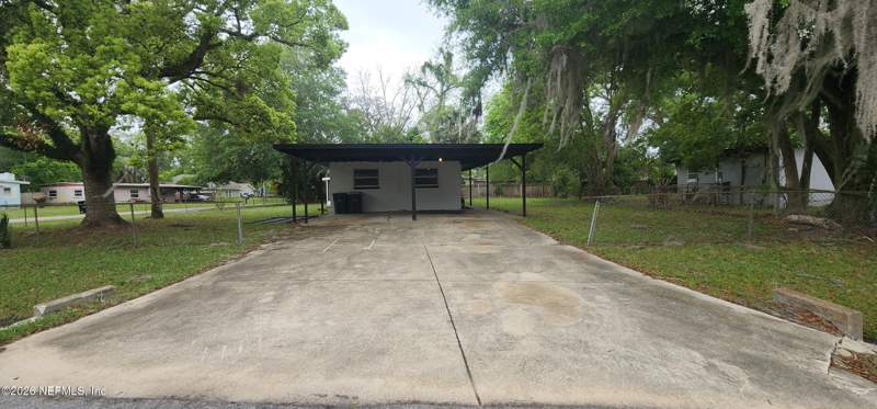 3 bedroom Single Family Residence at 8223 Brackridge Boulevard, Brackridge, Jacksonville — photo 5