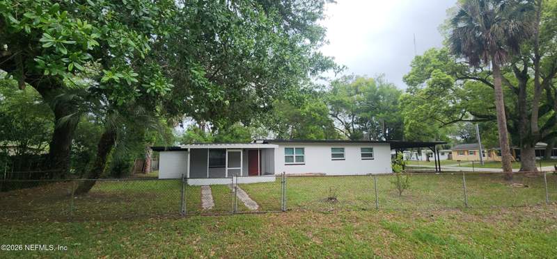 3 bedroom Single Family Residence at 8223 Brackridge Boulevard, Brackridge, Jacksonville — photo 3
