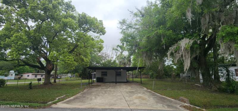 3 bedroom Single Family Residence at 8223 Brackridge Boulevard, Brackridge, Jacksonville — photo 4
