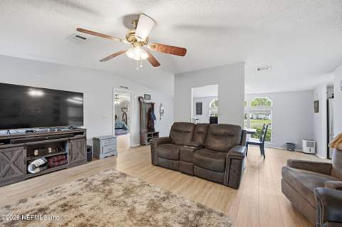 2689 Silver Creek Drive, Green Cove Springs FL - photo 8 of 26
