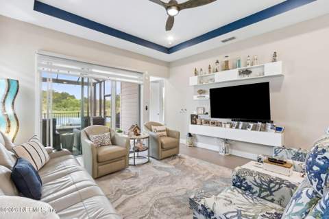 4551 Sun Garden Drive, Jacksonville FL - photo 15 of 66