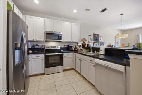 12301 Kernan Forest Boulevard #2806, Jacksonville FL - photo 14 of 24
