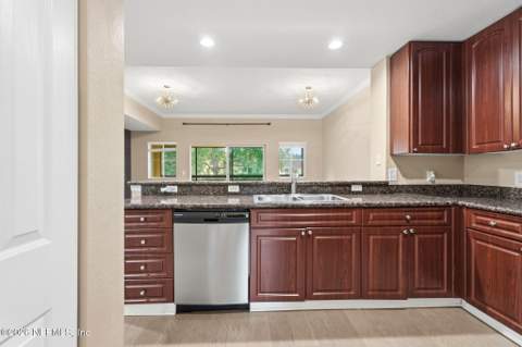 9745 Touchton Road #3323, Jacksonville FL - photo 15 of 79