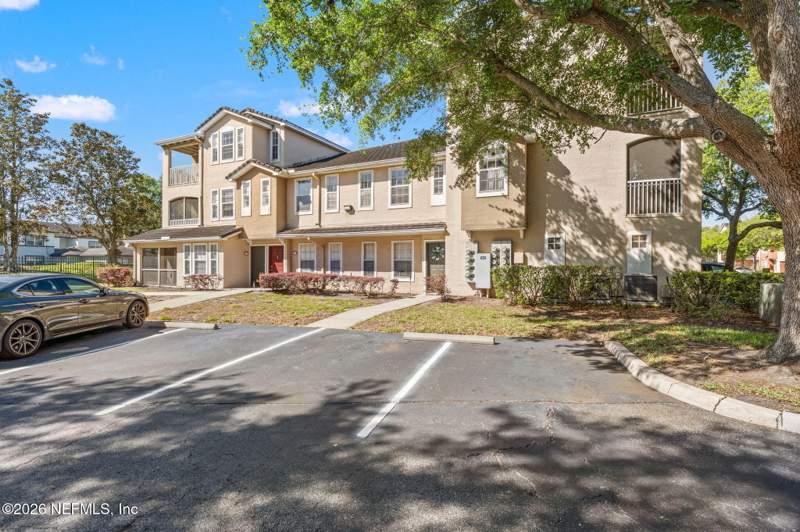 3 bedroom Condominium at 10075 Gate Parkway #1513, Mirabella, Jacksonville — photo 2