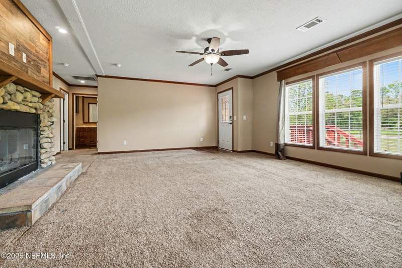3 bedroom Manufactured Home at 3541 Jims Court, Thunder Road Acres, Green Cove Springs — photo 5