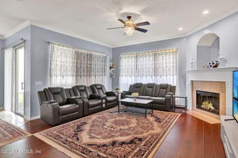 14042 Devan Lee Drive, Jacksonville FL - photo 11 of 34