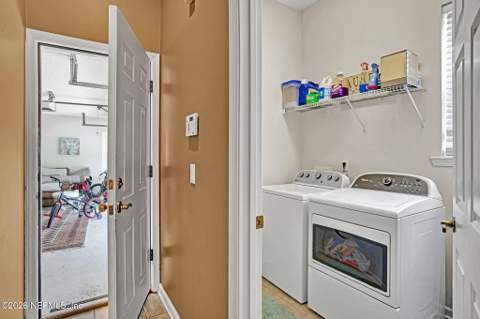 14042 Devan Lee Drive, Jacksonville FL - photo 18 of 34