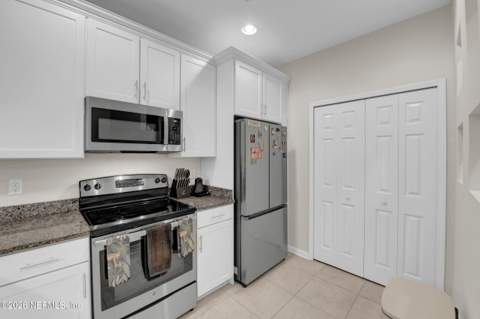 11287 Estancia Villa Circle #1205, Jacksonville FL - photo 9 of 21
