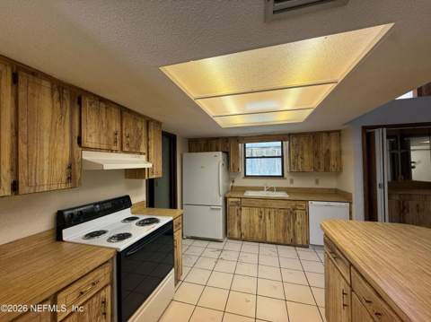 2428 Seminole Road, Atlantic Beach FL - photo 18 of 38