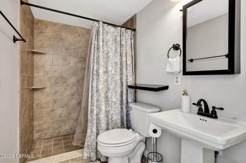10105 S Leisure Lane #3, Jacksonville FL - photo 16 of 52