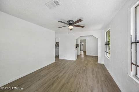 3304 Division Street, Jacksonville FL - photo 7 of 29