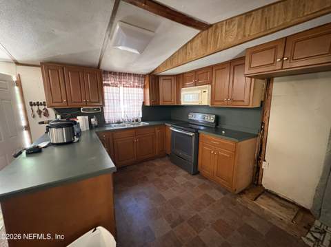 135 & 137 Country Living Lane, Melrose FL - photo 8 of 21