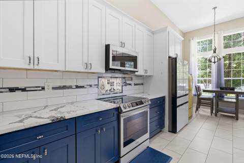 7907 Dawsons Creek Drive, Jacksonville FL - photo 16 of 70