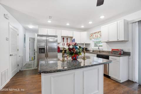 7503 Wheat Road, Jacksonville FL - photo 11 of 28