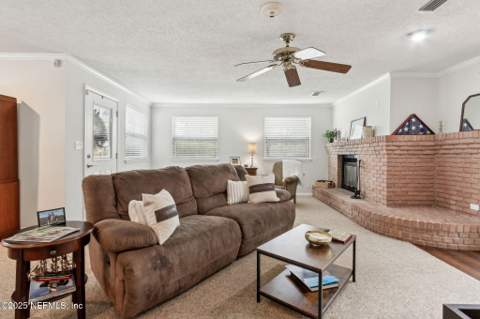 4252 Lexington Avenue, Jacksonville FL - photo 12 of 47
