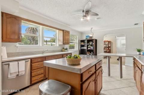 4252 Lexington Avenue, Jacksonville FL - photo 20 of 47