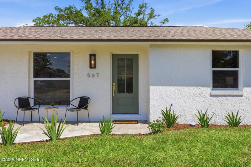 3 bedroom Single Family Residence at 567 Cruiser Lane, Seaspray, Atlantic Beach — photo 3